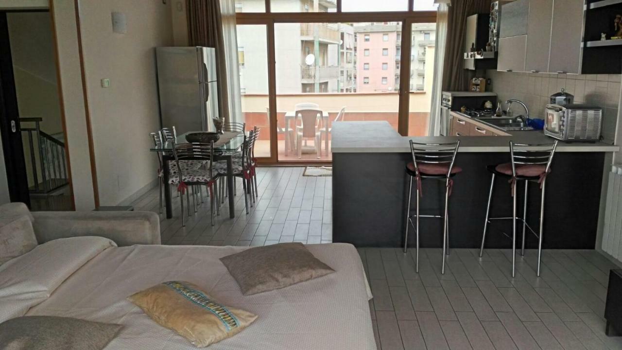 A Due Passi Da Tutto Catânia Exterior foto