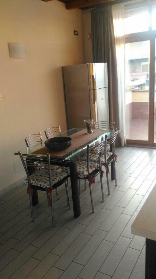 A Due Passi Da Tutto Catânia Exterior foto