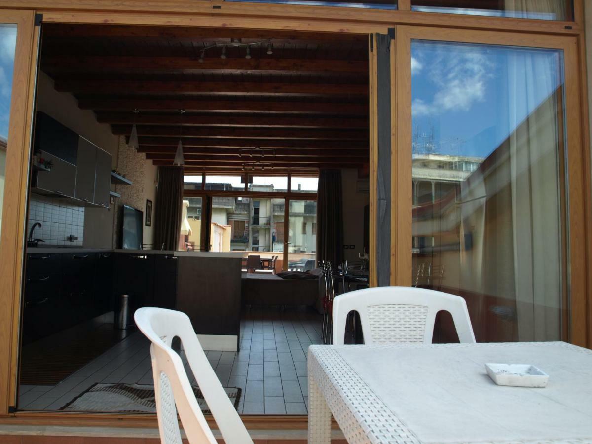 A Due Passi Da Tutto Catânia Exterior foto